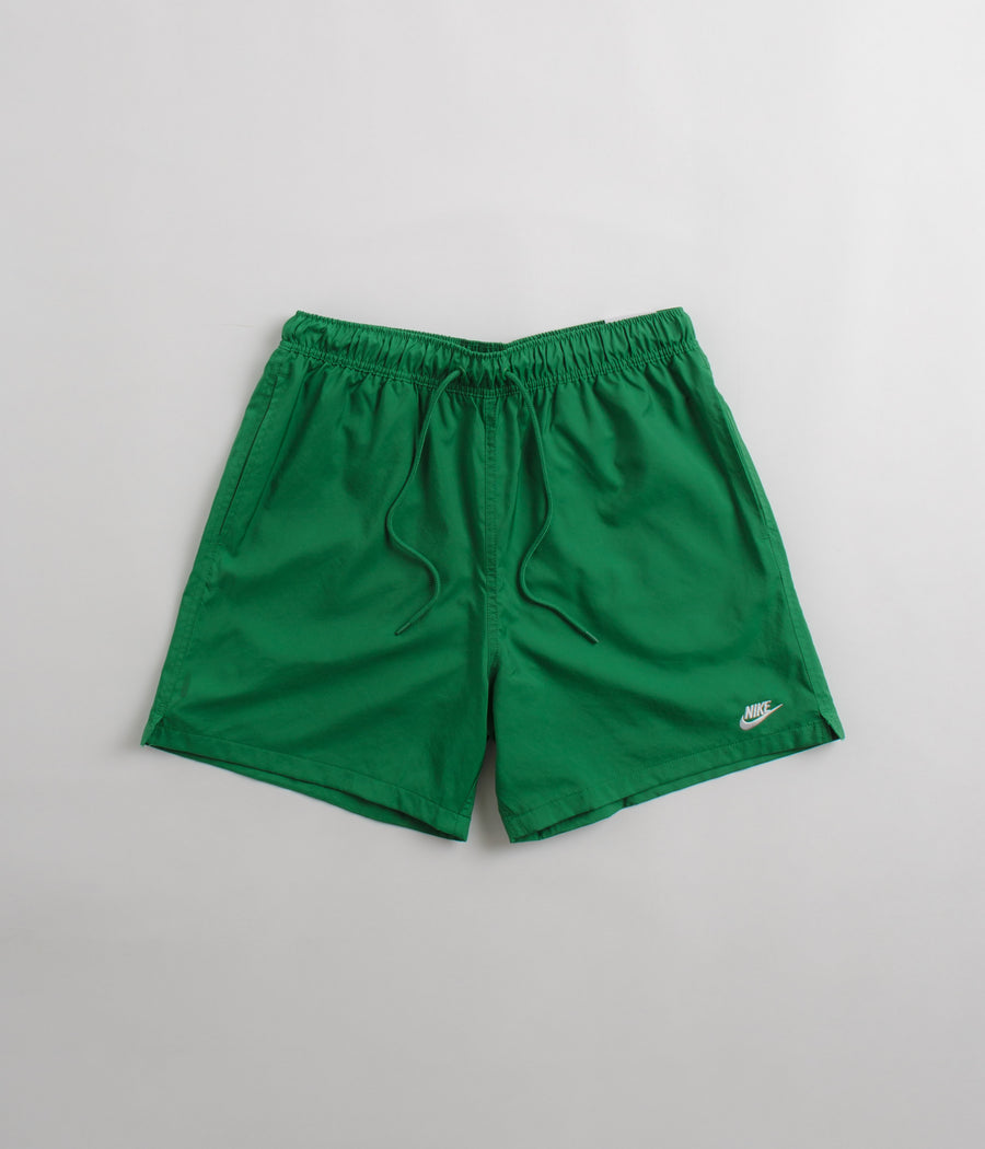 Nike Club Woven Flow Shorts - Malachite / White